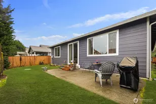 17943 123rd St E, Bonney Lake, WA 98391 - Photo 33