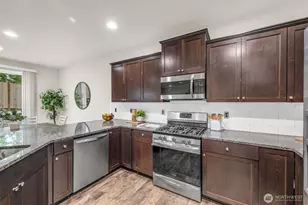 9651 15th St SE, Lake Stevens, WA 98258 - Photo 5