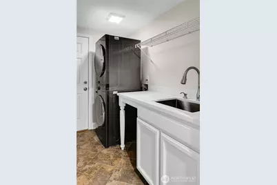 5210 126th Street SW, Mukilteo, WA 98275 - Photo 19