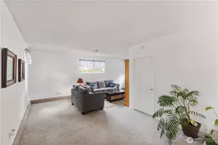 10730 Rampart Dr E, Puyallup, WA 98374 - Photo 11