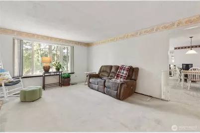 10730 Rampart Drive E, Puyallup, WA 98374 - Photo 5