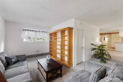 10730 Rampart Drive E, Puyallup, WA 98374 - Photo 13