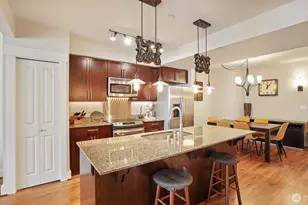 699 John St, Seattle, WA 98109 - Photo 5