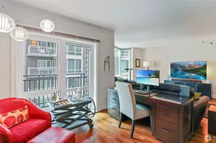 699 John St, Seattle, WA 98109 - Photo 13