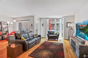 699 John St, Seattle, WA 98109 - Photo 11