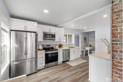 6058 6th Avenue NE, Seattle, WA 98115 - Photo 7