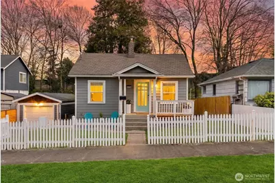 6058 6th Avenue NE, Seattle, WA 98115 - Photo 1