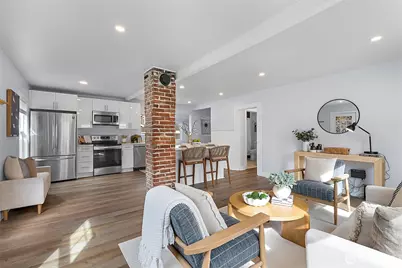 6058 6th Avenue NE, Seattle, WA 98115 - Photo 3