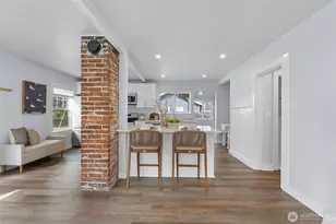 6058 6th Ave NE, Seattle, WA 98115 - Photo 5