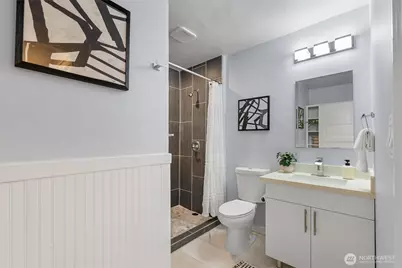 6058 6th Avenue NE, Seattle, WA 98115 - Photo 17