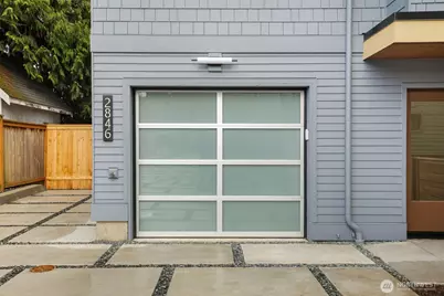 2846 35th Avenue W, Seattle, WA 98199 - Photo 3