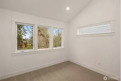 2846 35th Avenue W, Seattle, WA 98199 - Photo 17
