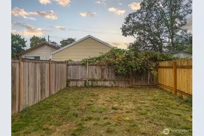 10806 Park Avenue S, Tacoma, WA 98444 - Photo 23