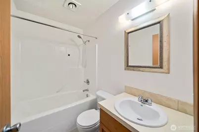 10806 Park Avenue S, Tacoma, WA 98444 - Photo 15