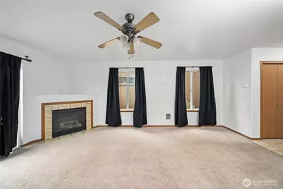 10806 Park Avenue S, Tacoma, WA 98444 - Photo 11