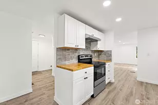 21 E North Lake Dr, Shelton, WA 98584 - Photo 9