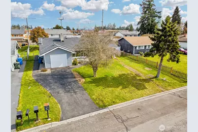 24532 35th Place S, Kent, WA 98032 - Photo 3