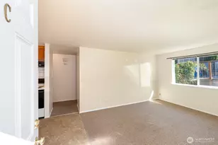 633 W Emerson St, Seattle, WA 98119 - Photo 15