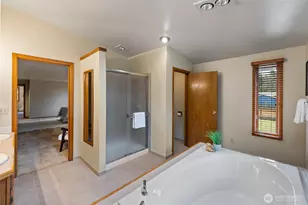 6805 246th St E, Graham, WA 98338 - Photo 23