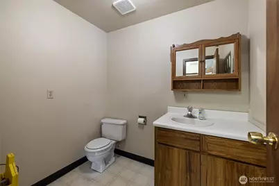 6805 246th Street E, Graham, WA 98338 - Photo 35