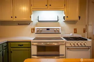 7 Hutton Rd, Oroville, WA 98844 - Photo 9