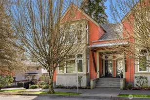 325 Winslow Way W, Bainbridge Island, WA 98110 - Photo 23