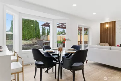 8828 NE 152nd Street, Kenmore, WA 98028 - Photo 15