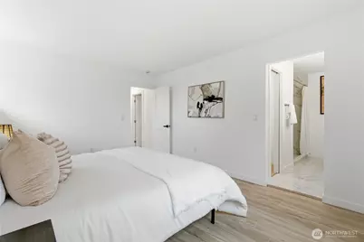 8828 NE 152nd Street, Kenmore, WA 98028 - Photo 21