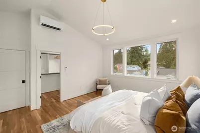 2844 35th Avenue W, Seattle, WA 98199 - Photo 25