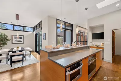 1014 Belfair Road, Bellevue, WA 98004 - Photo 7