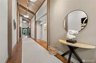 1014 Belfair Rd, Bellevue, WA 98004 - Photo 3