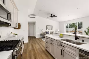 4817 Lawrence Ave, Freeland, WA 98249 - Photo 17