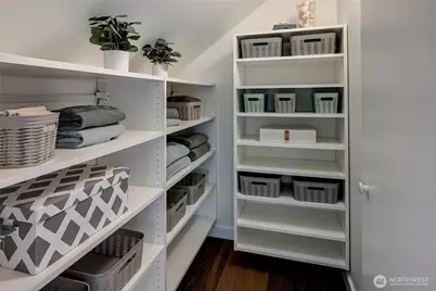 1919 11th Avenue E, Seattle, WA 98102 - Photo 23