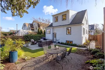 1919 11th Avenue E, Seattle, WA 98102 - Photo 29