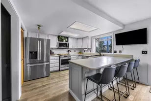 1012 36th St, Bellingham, WA 98229 - Photo 9