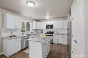 7225 E Last Refuge Way, Port Orchard, WA 98366 - Photo 15