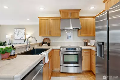 6309 30th Avenue SW, Seattle, WA 98126 - Photo 7