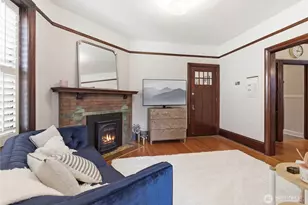 125 Warren Ave N, Seattle, WA 98109 - Photo 39