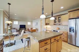 10705 176th Ave E, Bonney Lake, WA 98391 - Photo 15