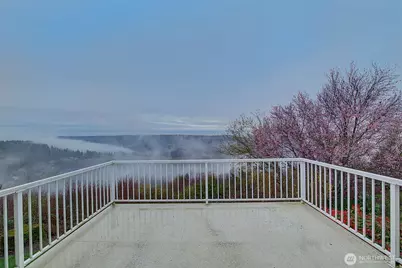 10705 176th Avenue E, Bonney Lake, WA 98391 - Photo 27