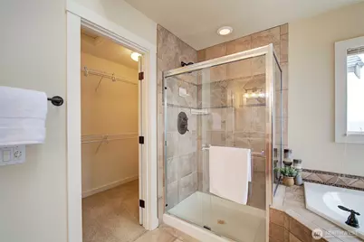 10705 176th Avenue E, Bonney Lake, WA 98391 - Photo 29