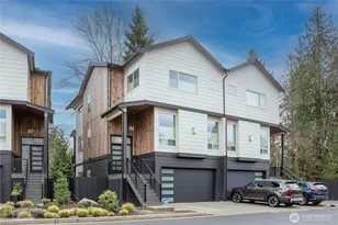 19727 27th Pl W, Lynnwood, WA 98036 - Photo 1