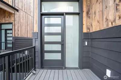 19727 27th Place W #1, Lynnwood, WA 98036 - Photo 3