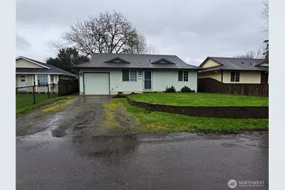 1106 S 11th Avenue, Kelso, WA 98626 - Photo 1