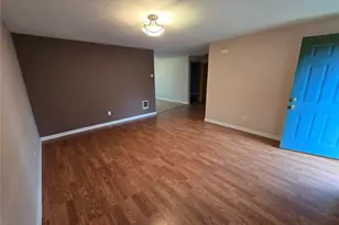 1106 S 11th Ave, Kelso, WA 98626 - Photo 5