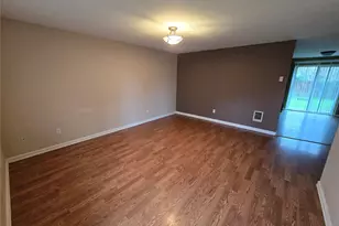 1106 S 11th Ave, Kelso, WA 98626 - Photo 3