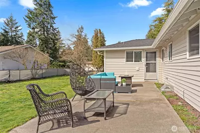 9216 Madrone Circle W, University Place, WA 98467 - Photo 33