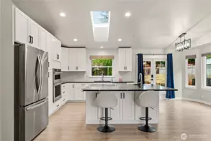 2401 185th Pl SE, Bothell, WA 98012 - Photo 17