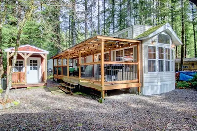 25 Drial Loop, Deming, WA 98244 - Photo 1