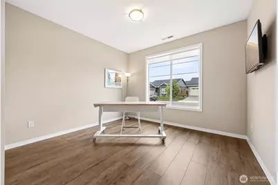 14820 179th Avenue E, Bonney Lake, WA 98391 - Photo 3